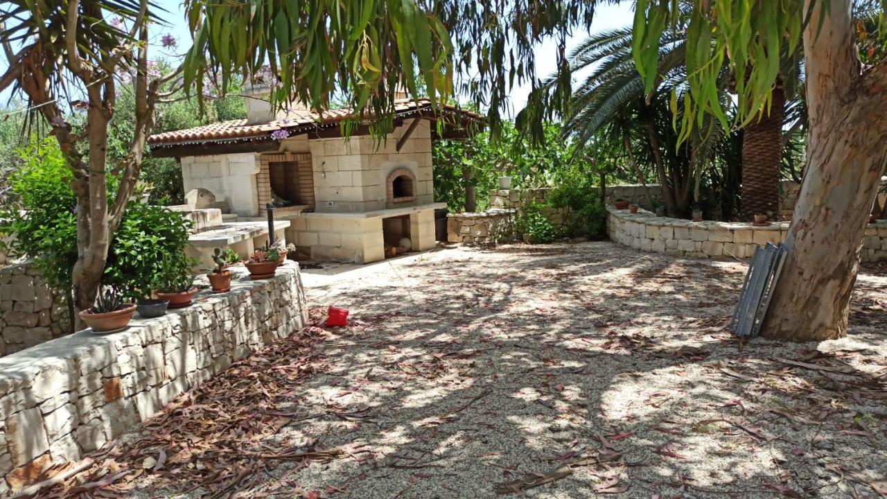 Villa Beatrice Serranova المظهر الخارجي الصورة