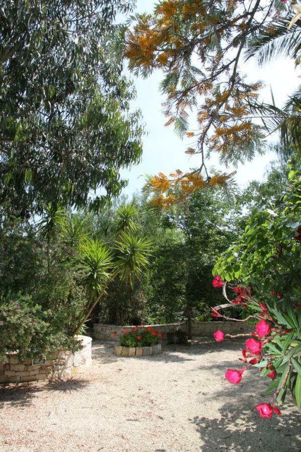 Villa Beatrice Serranova المظهر الخارجي الصورة